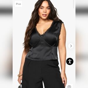 NWT Boohoo Plus Bust Detail Tie Strap Black Top, Size 20